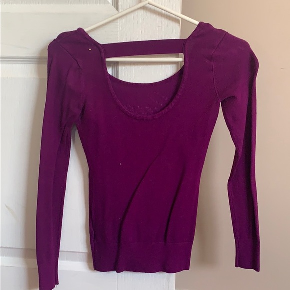 Guess long sleeve top - Picture 2 of 2